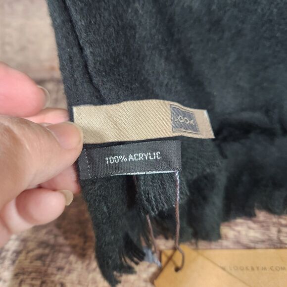 Look By M 22 x 82" Blanket Shawl Wrap NEW Acrylic Fringe Black Red Stripe Scarf - Picture 6 of 8